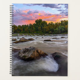 Stromende Dam Zonsopgang Planner