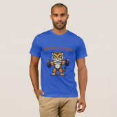 **Strong Tiger – Cute Tiger Lifting Weights Illust T-shirt (Voorkant volledig)