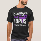 Stronger Than Lupus Warrior Lupus Awareness Purple T-shirt (Voorkant)