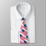 Stropdas Amerikaanse vlag - Patriottisch<br><div class="desc">USA Flag Stropdassen - Verenigde Staten van Amerika - American Flag - Patriottisch - Onafhankelijkheidsdag - 4 juli - - Kies / Voeg Uw Unieke Tekst / Kleur / Afbeelding toe - Maak Uw Speciale stropdas Gift - Vergroot en verplaats of verwijder en voeg elementen / afbeelding toe met aanpassingshulpmiddel....</div>