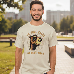 Stropdas je kameel en vertrouw op Allah T-shirt