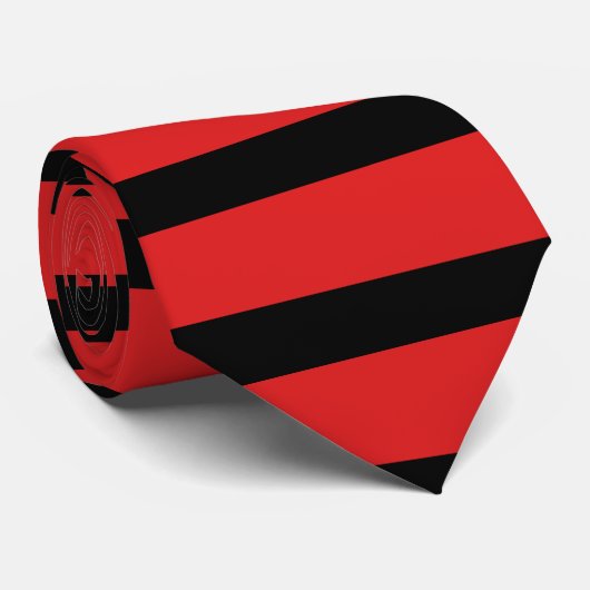 Stropdas met rode en zwarte streep (Opgerold)
