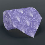 Stropdas Paarse en witte decopatroon<br><div class="desc">Paarse en witte Art Deco naadloos patroon met een optie om de achtergrondkleur te wijzigen.</div>