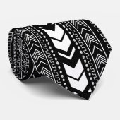 Stropdas van bedrukt zwart en wit kleed (Opgerold)