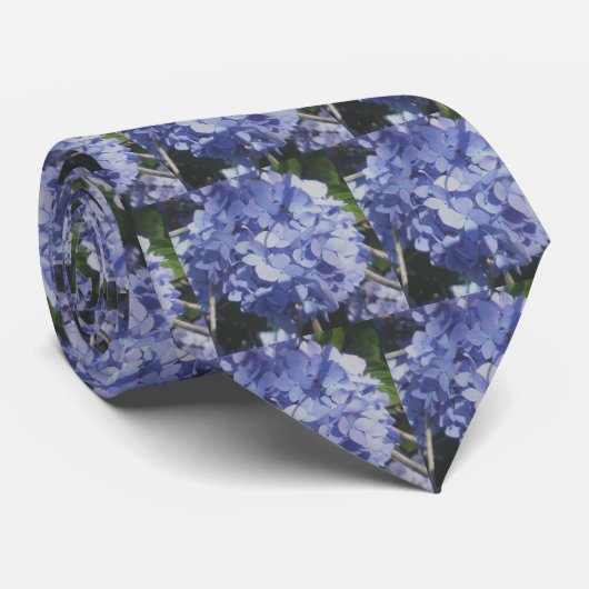 Stropdas van blauwe hydrangea (Opgerold)