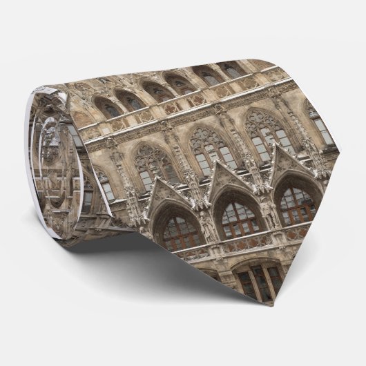 Stropdas van mannen met Gothic Revival Architectur (Opgerold)