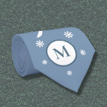 Stropdas van mosterdblauw-ventilator-stroommonogra<br><div class="desc">Een donkerblauw stropdas met een monogram,  een ventilatorkrachtontwerp en florale versieringen. Pas het aan met je initiaal,  of dat van je man of vader,  en maak een mooi cadeau voor een verjaardag!</div>