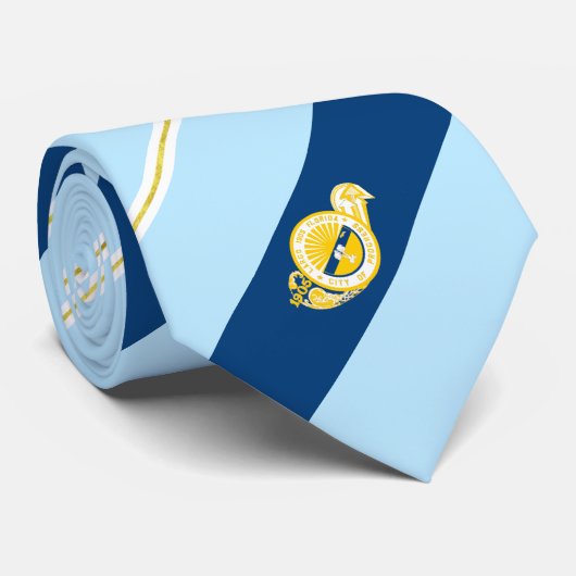 Stropdas vlag van Largo (Florida) (Opgerold)