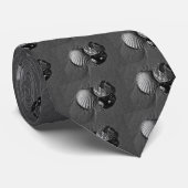 Stropdassen schelpen - zwart (Opgerold)