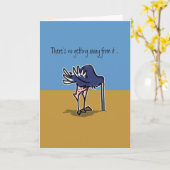 Struisvogel met hoofd in zand die zijn verjaardag kaart (Gele Bloem)