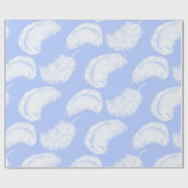 struisvogels veren op de periwinkle blauwe achterg cadeaupapier (Vlak)