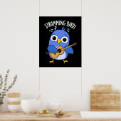 Strumming Bird Grappig Dier Pun Donker BG Poster (Keuken)