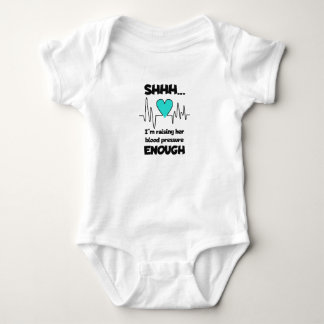 “Sttt… Haar bloeddruk gaat vanzelf omhoog” Baby Romper