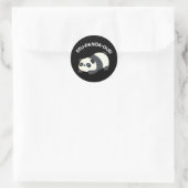 Stu-panda-ous Grappige Panda Pun Donker BG Ronde Sticker (Tas)
