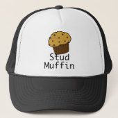 Stud Muffin Boy Trucker Pet (Voorkant)