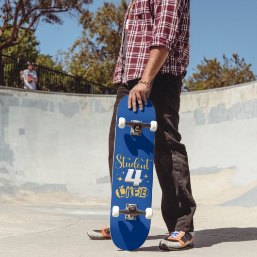 STUDENT 4 LEVEN #studentendlife Persoonlijk Skateboard (Buiten 2)