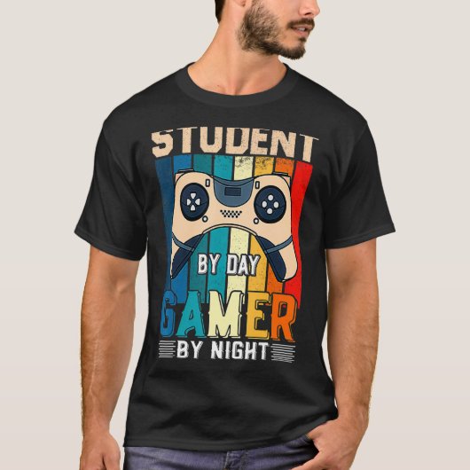 Student By Day Gamer By Night Meme For Gamers 2 T-shirt (Voorkant)