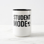 Student Mode On – Funny Study Motivation Tweekleurige Koffiemok (Center)
