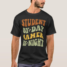 Student Overdag Gamer 's Nachts, Afgestudeerd Game