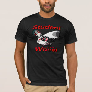 Student van het wiel (rood grafisch) t-shirt