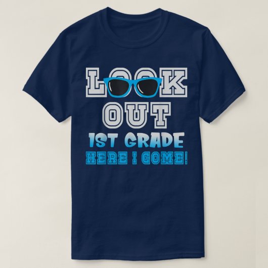 Studenten kijken uit de eerste klas hier ik kom te t-shirt (Design voorkant)
