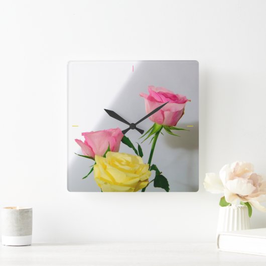 Studio Rose Bouquet. Vierkante Klok (Huis)
