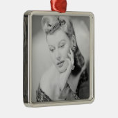 Studio Shot Metalen Ornament (Rechts)