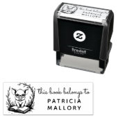 Studious Bespectacled Baby Piglet Reading Library Zelfinktende Stempel (In situ)