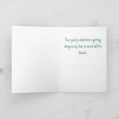 Stukje verjaardagstaart roepen "stuk uit". kaart (Binnen)