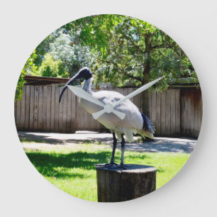 **"Stump Perch: de rustplaats van de Bin Chicken"* Grote Klok