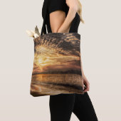 Stunning Beach Sunrise Tote Bag (Dichtbij)