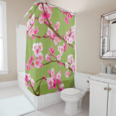 Stunning Pink Cherry Blossom op Chartreuse Green Douchegordijn (In situ)