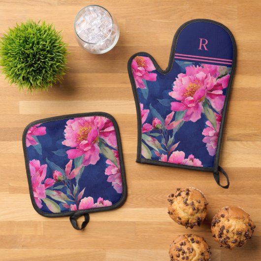 Stunning Pink Floral Bloom Monogrammed Ovenwant & Pannenlap Set (Top down)