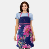 Stunning Roze Bloemige Bloei Monogram Schort (Gedragen)