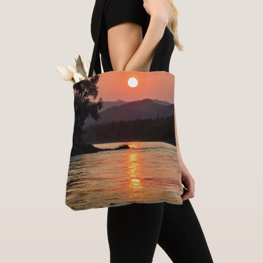 Stunning Sunrise Over Katun River Foto Tote Bag (Dichtbij)