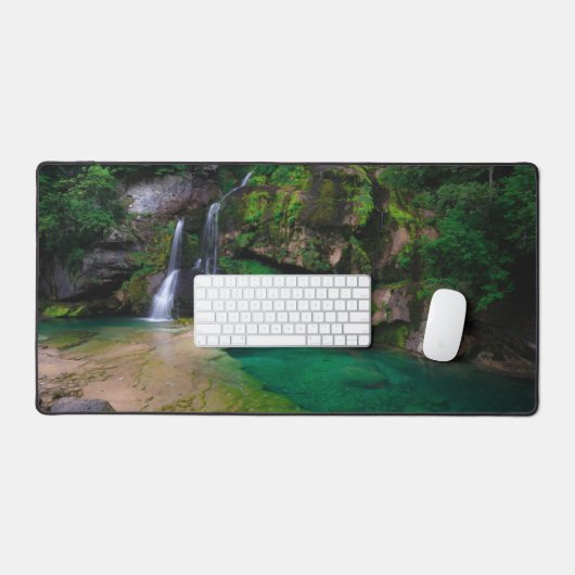 Stunning waterfall Virje, Slovenië Poster Bureaumat (Keyboard & Muis)