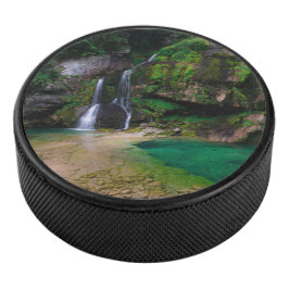Stunning waterfall Virje, Slovenië Poster Hockey Puck