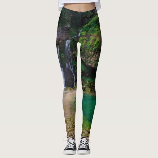 Stunning waterfall Virje, Slovenië Poster Leggings (Voorkant)