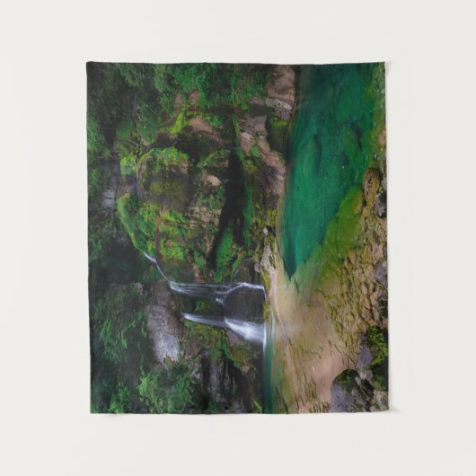 Stunning waterfall Virje, Slovenië Wandkleed (Voorkant)