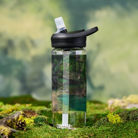 Stunning waterfall Virje, Slovenië Waterfles (Buiten)