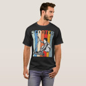 Stuntscooter scooter Retro-ontwerp T-shirt (Voorkant volledig)