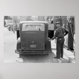 Sturgeon Bay Gas Station: 1940 Poster