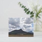 Sturgeon en Abrupt onder dramatische wolken Briefkaart (Staand voorkant)