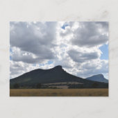 Sturgeon en Abrupt onder dramatische wolken Briefkaart (Voorkant)