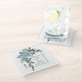 Stustblauw bloemen, boog en monogram bruiloft glazen onderzetter (Schuin)