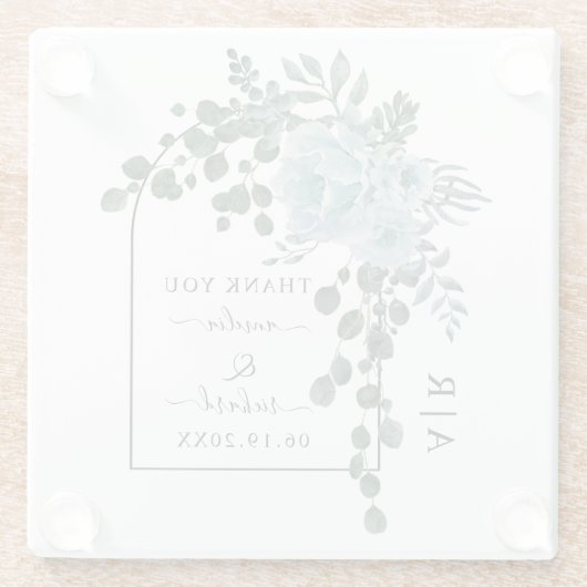 Stustblauw bloemen, boog en monogram bruiloft glazen onderzetter (Achterkant)