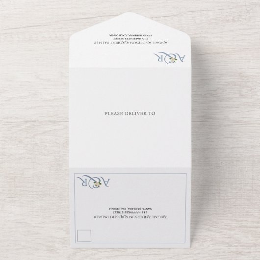 Stustblauw initiaal en ampersand, roos bruiloft all in one uitnodiging (Buitenkant)