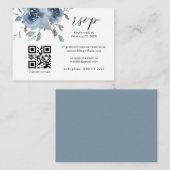 Stusty Blue Floral Slate QR Code Weddenschap RSVP  Informatiekaartje (Voorkant / Achterkant)