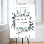 Stusty Blue Navy Floral Any Event Welcome Sign Poster<br><div class="desc">Elegant welkomstbord met de mogelijkheid om elke gebeurtenis toe te voegen, en voortreffelijke bloemboeket die uw informatie omhult. 8 x 10 inch is slechts een voorbeeld, maar je kunt kiezen uit grotere en kleinere formaten. Vloeiing en bloemen in stoffige blauw, jus, wit, grijs, salie en karameltonen. Jouw naam in een...</div>