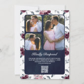 Stusty Pink Paarse Floral QR Code Navy Weddenschap Kaart (Achterkant)